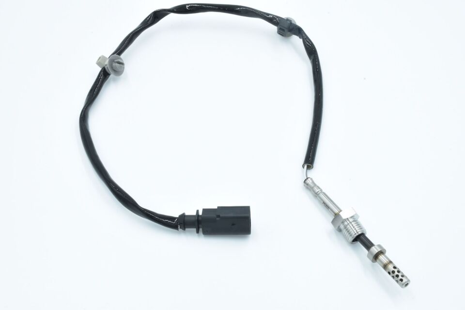 BOEM 03L906088BT EGZOZ SICAKLIK SENSÖRÜ VW A4-A5-Q5