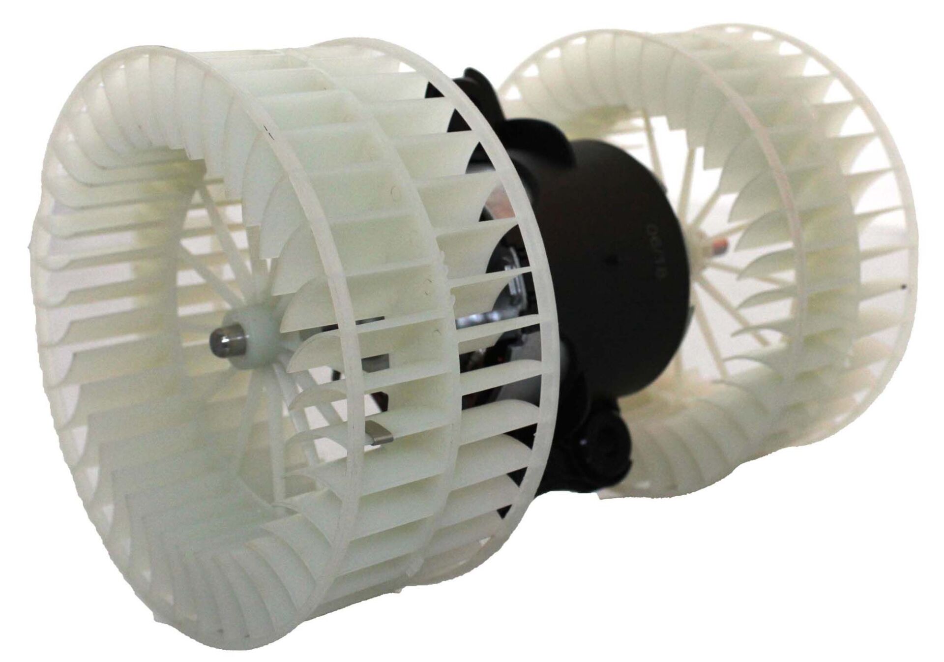 NRF A0008357904 KALORIFER MOTORU MERCEDES W639