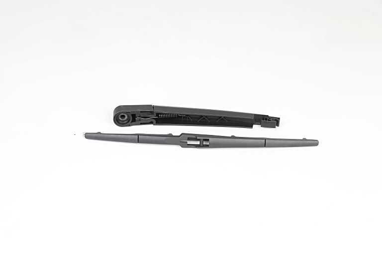 BOSCH 1273110 SILECEK SÜPÜRGESI ARKA OPEL ZAFIRA C