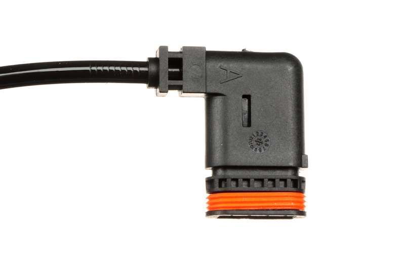 BSG A2035401317 ABS SENSÖRÜ MERCEDES 203-209