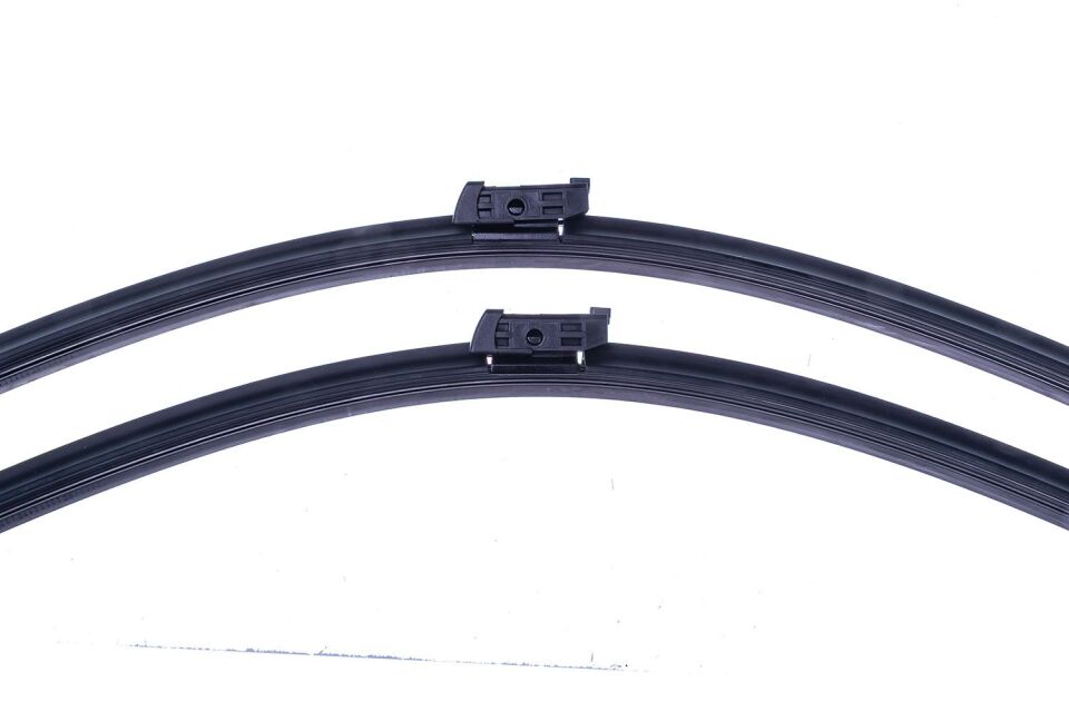 BOSCH 10A998002 SILECEK SÜPÜRGESI ÖN TAKIM VW ID3